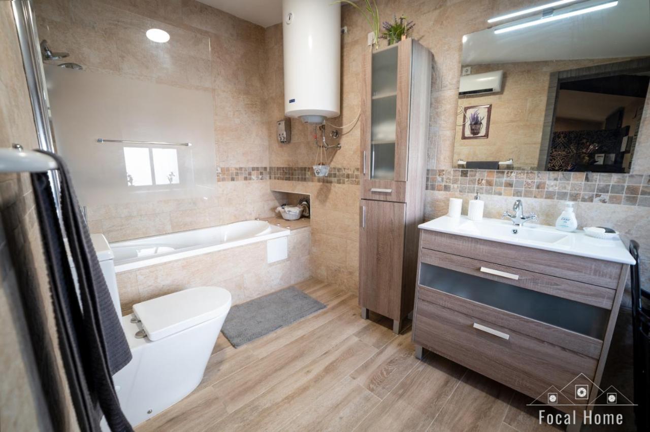 Casa Rural La Zzinetina Con Jacuzzi กอนสแตนตินา ภายนอก รูปภาพ