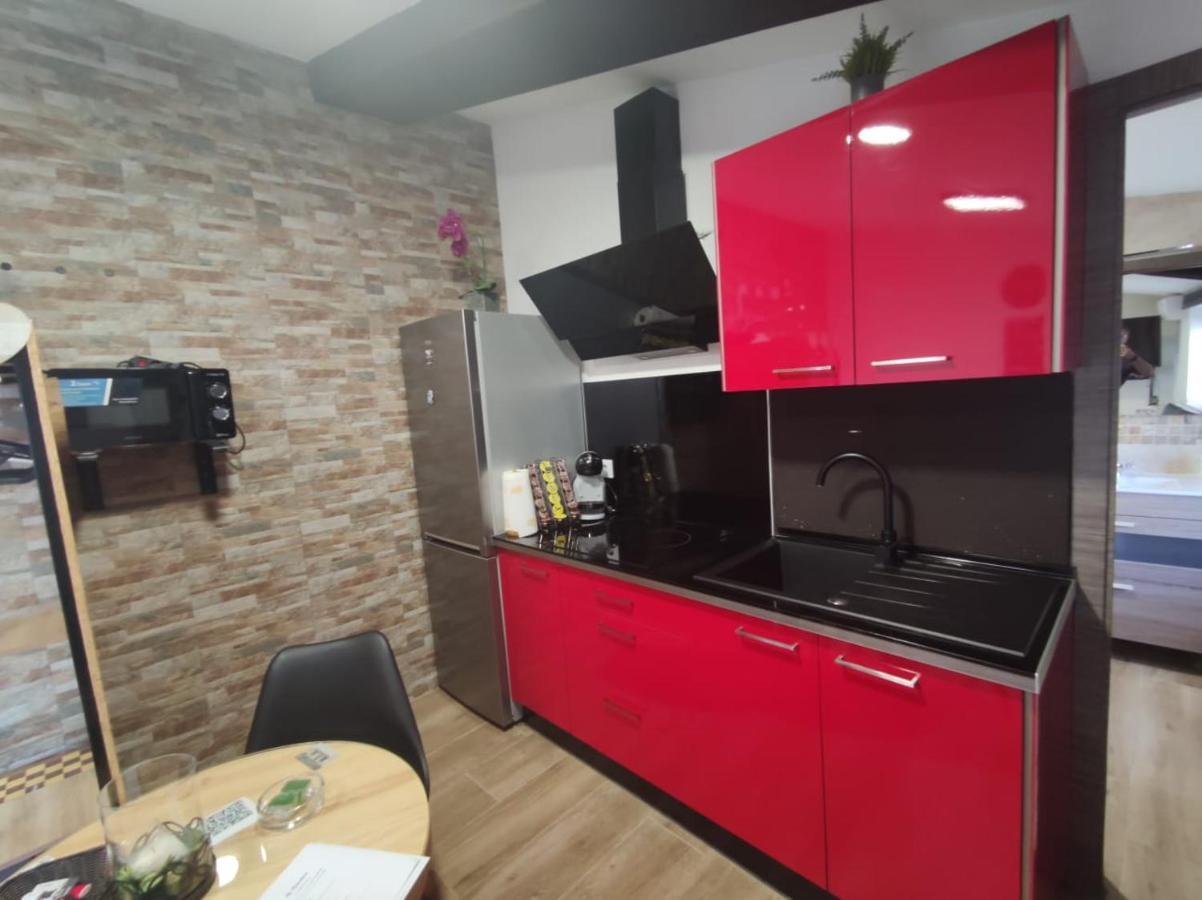Casa Rural La Zzinetina Con Jacuzzi กอนสแตนตินา ภายนอก รูปภาพ