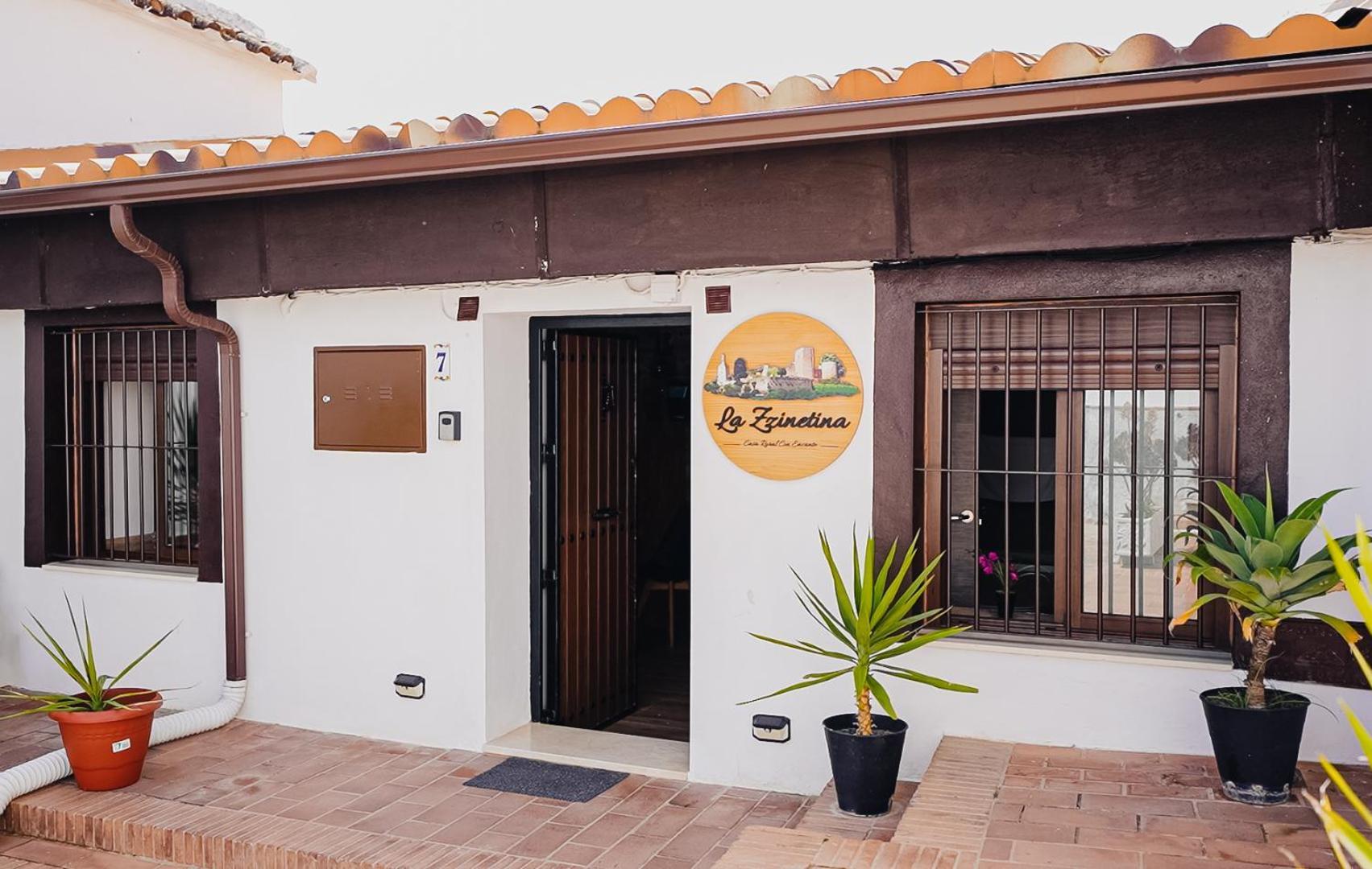 Casa Rural La Zzinetina Con Jacuzzi กอนสแตนตินา ภายนอก รูปภาพ